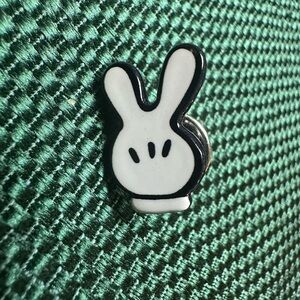 Mickey Glove Enamel Pin